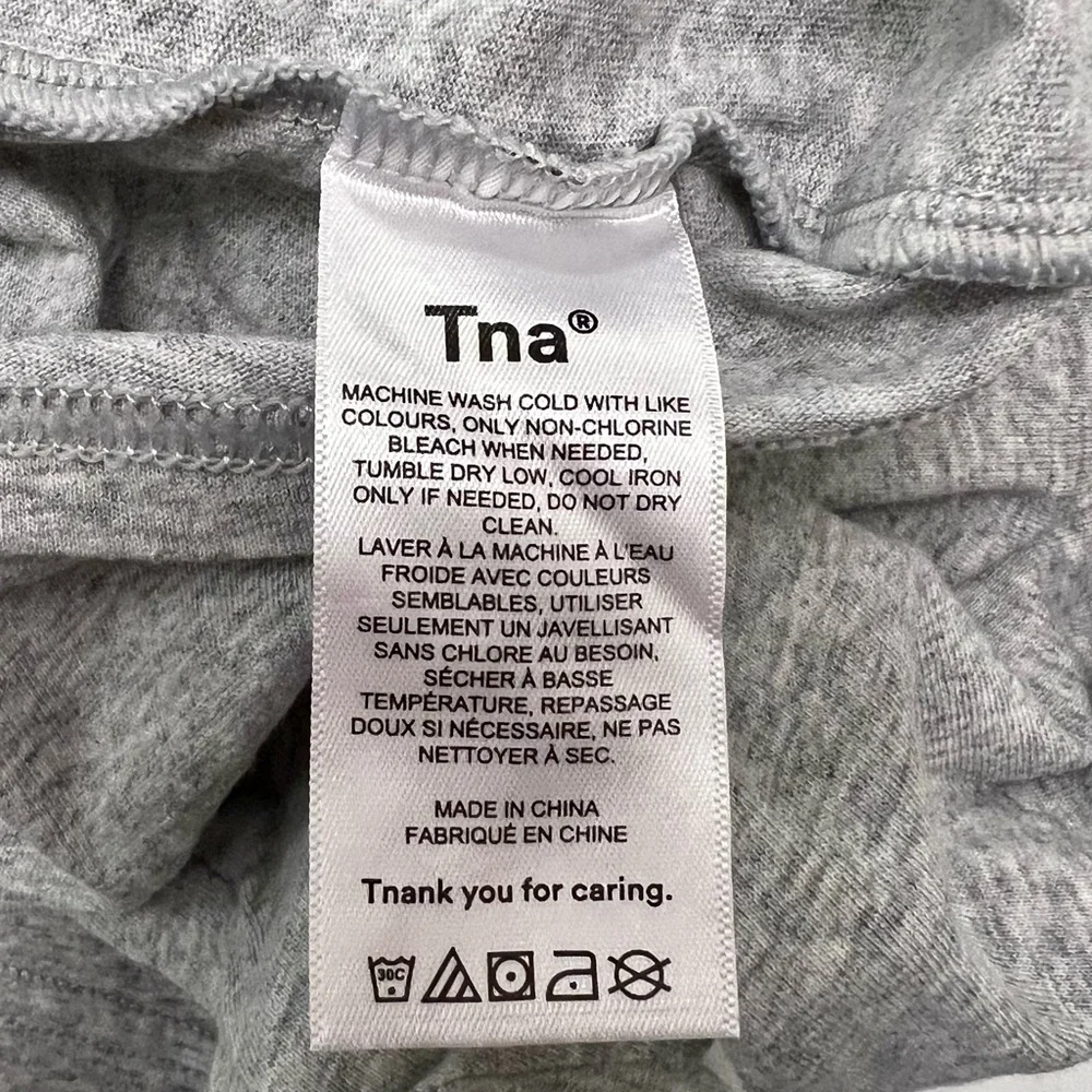 Aritzia TNA Tour T-Shirt - Heather Chrome - Picture 4 of 5